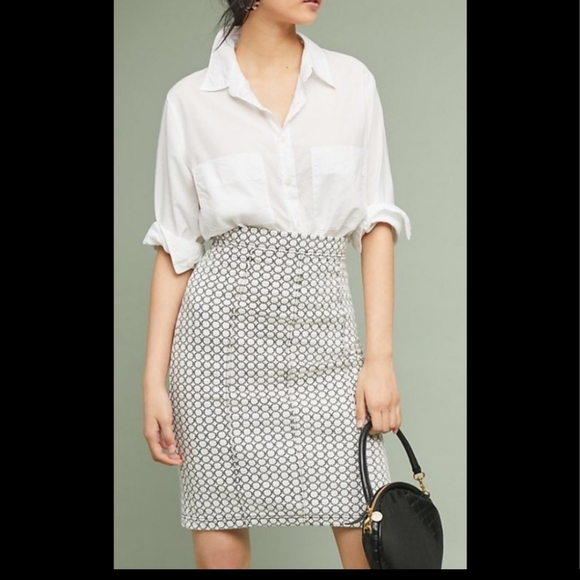 Anthropologie Pencil skirt with back zipper - Picture 2 of 6